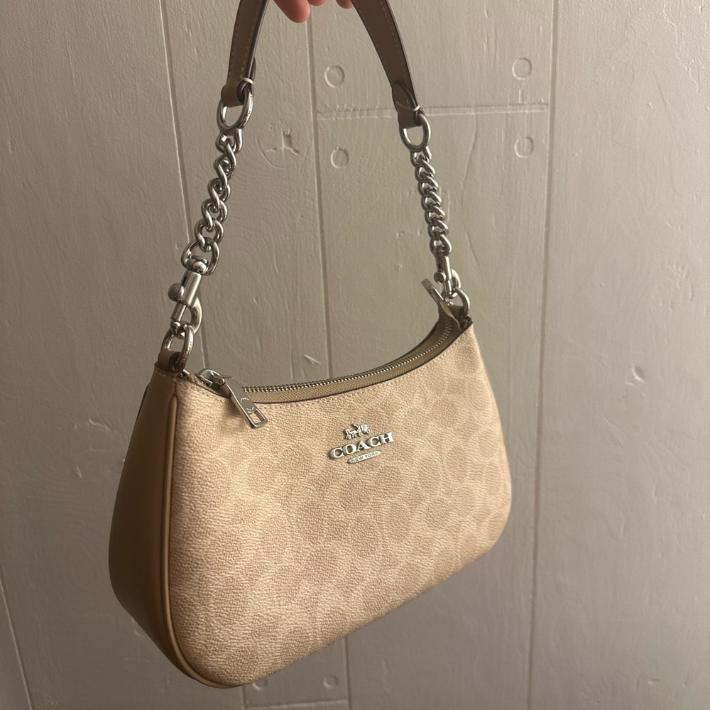 Coach Teri Shoulder Bag